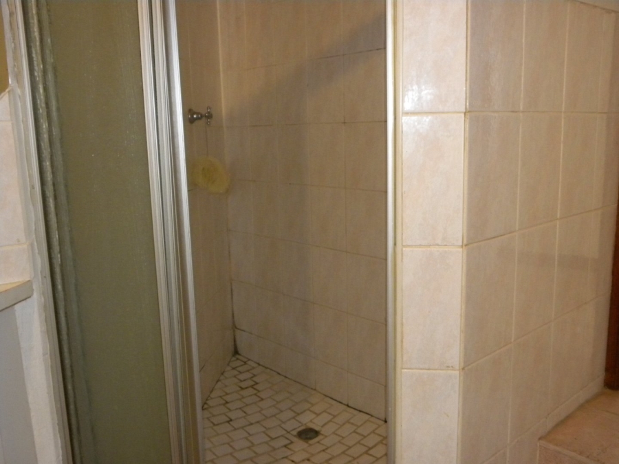 5 Bedroom Property for Sale in Wavecrest Eastern Cape
